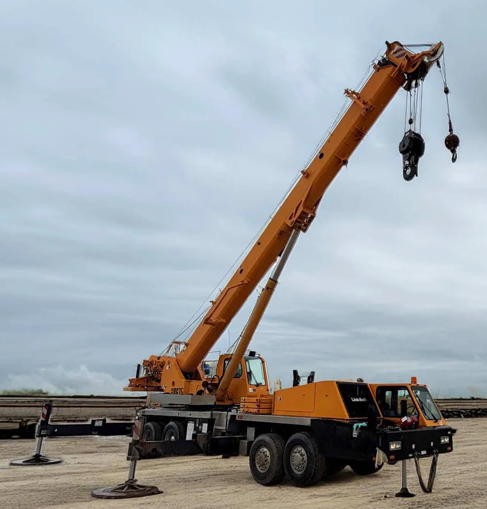 2013 Link-belt HTC8675-2 Crane